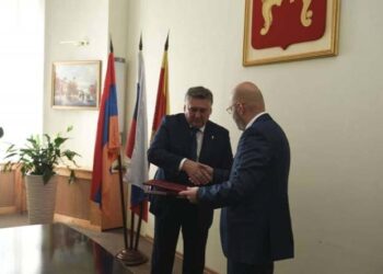 ԿԻՒՄՐԻՆ ԵՒ ԹՎԵՐԸ ԴԱՐՁԱԾ ԵՆ ՔՈՅՐ ՔԱՂԱՔՆԵՐ