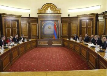 ՀՀ ՎԱՐՉԱՊԵՏԸ ԸՆԴՈՒՆԱԾ Է ԵՒՐՈՊԱԿԱՆ ԽՈՐՀՐԴԱՐԱՆԻ  ԱՐՏԱՔԻՆ ՀԱՐՑԵՐՈՎ ԿՈՄԻՏԷԻ ՆԱԽԱԳԱՀԻՆ ԳԼԽԱՒՈՐԱԾ ՊԱՏՈՒԻՐԱԿՈՒԹԻՒՆԸ