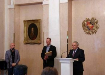 ՌՈՒՍԻՈՅ ՄԷՋ ՀԱՅԱՍՏԱՆԻ ԴԵՍՊԱՆԱՏԱՆ ՙՄԱՅՐ ՀԱՅԱՍՏԱՆ՚ ԹԱՆԳԱՐԱՆԻՆ ՓՈԽԱՆՑՈՒԱԾ ԵՆ ԾՈՎԱԿԱԼ ԻՍԱԿՈՎԻ ԱՆՁՆԱԿԱՆ ԻՐԵՐ