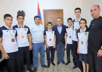 ՀԱՅ ՊԱՏԱՆԻ ԲՌՆՑՔԱՄԱՐՏԻԿՆԵՐԸ 2 ՈՍԿԷ ԵՒ 4 ՊՐՈՆԶԷ ՄԵՏԱԼ ՆՈՒԱՃԱԾ ԵՆ ԹՈՒՐՔԻՈՅ ՄԷՋ