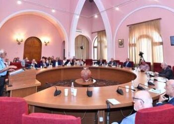 ՙԱԶԱՏԱԳՐԱԿԱՆ ՊԱՅՔԱՐԻՑ` ԱՆԿԱԽ ՊԵՏԱԿԱՆՈՒԹԻՒՆ՚