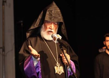 ՙԱԶԳԱՅԻՆ ԵՐԳԵՐՈՒ ՀԱՄԵՐԳ՚ª ԿԱՏԱՐՈՂՈՒԹԵԱՄԲ ԿԱԹՈՂԻԿՈՍԱՐԱՆԻ ՙՇՆՈՐՀԱԼԻ՚ ԵՐԳՉԱԽՈՒՄԲԻՆ