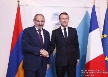 ՀՀ ՎԱՐՉԱՊԵՏԸ ՓԱՐԻԶԻ ՙԽԱՂԱՂՈՒԹՅԵԱՆ 6-ՐԴ ՀԱՄԱԺՈՂՈՎ՚-Ի ԾԻՐԻՆ ՄԷՋ ԿԸ ՀԱՆԴԻՊԻ ՖՐԱՆՍԻԱՅԻ ՆԱԽԱԳԱՀԻՆ ՀԵՏ