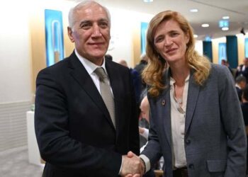 ՀՀ ՆԱԽԱԳԱՀՆ ՈՒ USAID-Ի ՂԵԿԱՎԱՐԸ ՔՆՆԱՐԿԱԾ ԵՆ ԻՐԱԴՐՈՒԹԻՒՆԸ ՀԱՐԱՒԱՅԻՆ ԿՈՎԿԱՍԻ ՄԷՋ ՈՒ ԱՌԿԱՅ ՄԱՐԴԱՍԻՐԱԿԱՆ ՄԱՐՏԱՀՐԱՒԷՐՆԵՐԸ