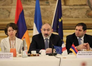 ՎԱՐՉԱՊԵՏ ՓԱՇԻՆԵԱՆ ՀԱՆԴԻՊԱԾ Է ՏԱՐԲԵՐ ՈԼՈՐՏՆԵՐՈՒ ՄԷՋ ԳՈՐԾՈՒՆԷՈՒԹԻՒՆ ԾԱՒԱԼՈՂ ՖՐԱՆՍԱԿԱՆ ԽՈՒՄԲ ՄԸ ԽՈՇՈՐ ԸՆԿԵՐՈՒԹԻՒՆՆԵՐՈՒ ՂԵԿԱՎԱՐՆԵՐՈՒՆ ՀԵՏ