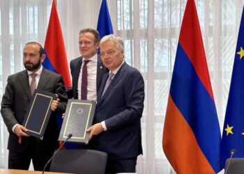 ՀԱՅԱՍՏԱՆԸ ԵՒ «ԵՒՐԱՃԱՍԹ»-Ը ՀԱՄԱՁԱՅՆԱԳԻՐ ՍՏՈՐԱԳՐԱԾ ԵՆ
