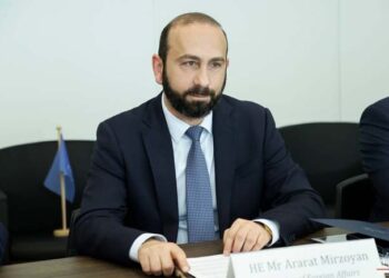 ՅԱՐԱԲԵՐՈՒԹԻՒՆՆԵՐՈՒ ԱՄՐԱՊՆԴՈՒՄ