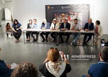«ՈՍԿԷ ԾԻՐԱՆ»-Ը՝ ԿԱՄՈՒՐՋ ՀԱՅԱՍՏԱՆԻ ԵՒ ԱՇԽԱՐՀԻ ՄԻՋԵՒ.  ՍՊԱՍՈՒԱԾ ՖԻԼՄԻ ՓԱՌԱՏՕՆԸ ԵՐԵՒԱՆ ՊԻՏԻ ԲԵՐԷ ՅԱՂԹԱՆԱԿԱԾ ՖԻԼՄԵՐ ՈՒ ԱԿԱՆԱՒՈՐ ՀԻՒՐԵՐ