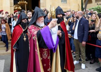    ԱՒԱՆԴՈՒԱԾ ՍՐԲՈՒԹԻՒՆԸ     ԱԶԱՏ ԱԲՂ. ՖԻԼԻՔԵԱՆ