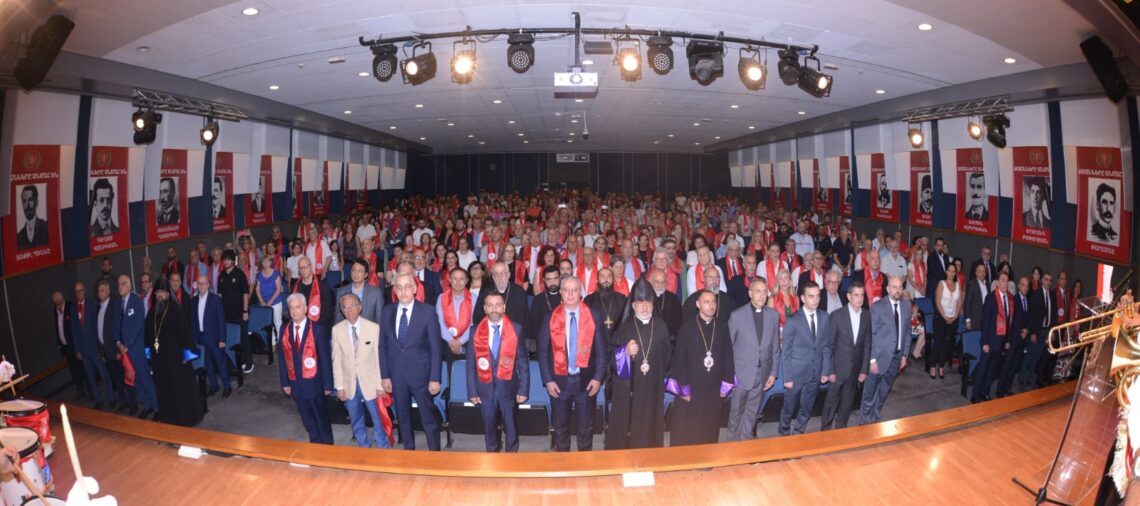 ՀԱՍՏԱՏՈՒՆ ԵՐԹ ՔՍԱՆՆԵՐՈՒՆ ՈՒՂԻՈՎ