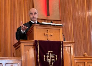 Սբ. Ծնունդ Եւ Արժանապատուութիւն